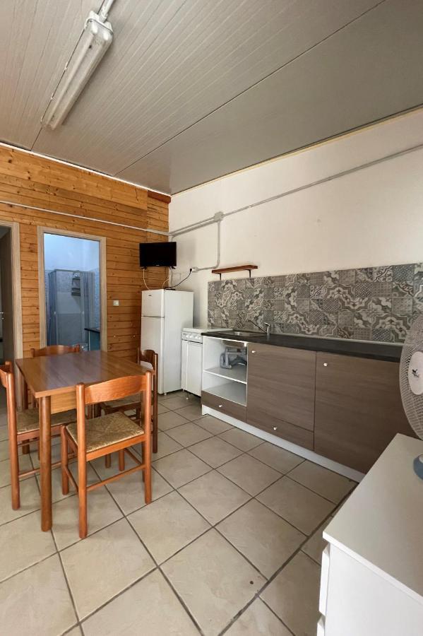 Camping Smeraldo Hotel Campomarino  Ngoại thất bức ảnh